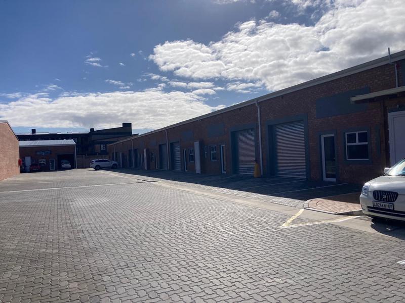 To Let Commercial Property for Rent in Fairview Eastern Cape